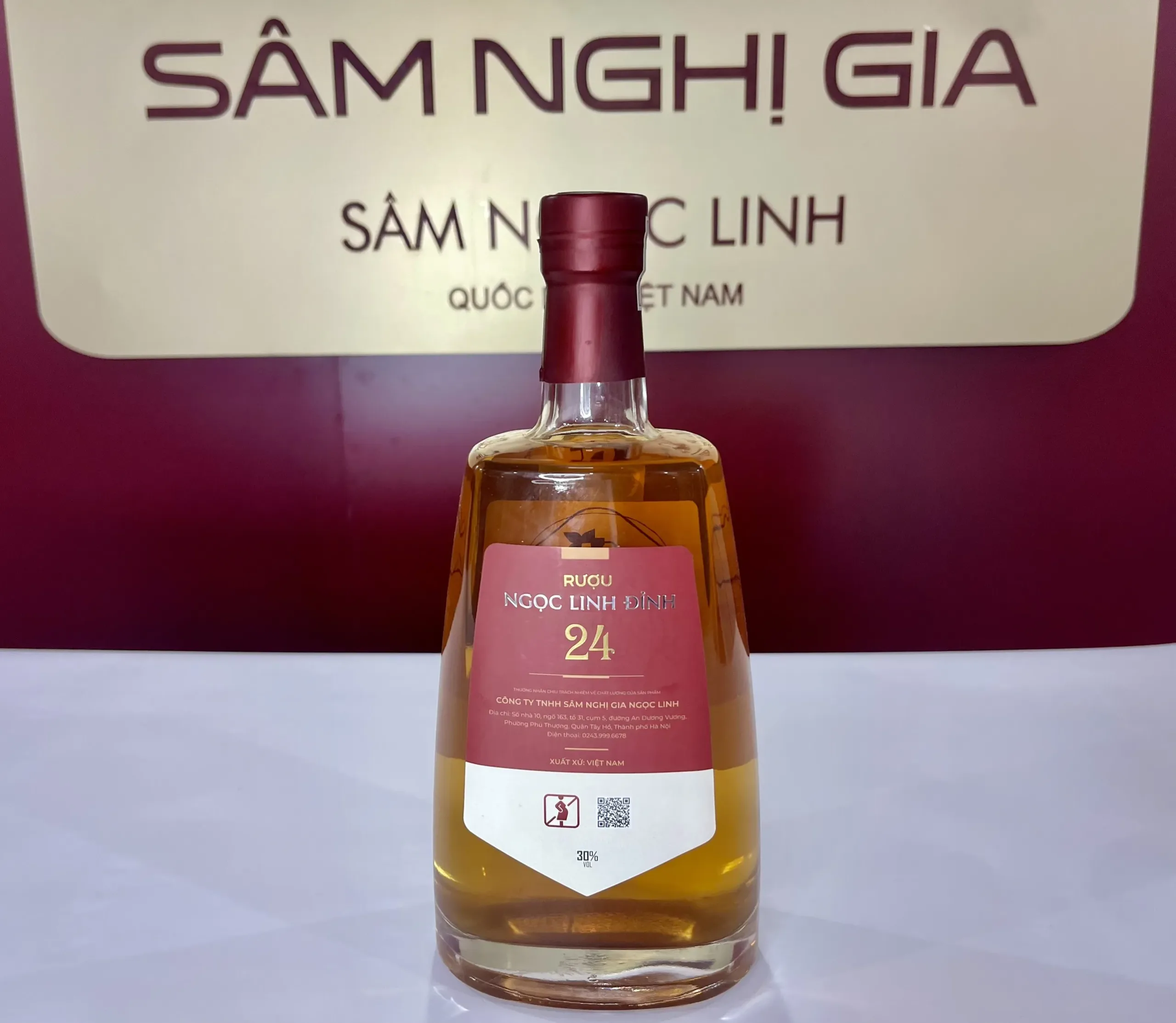 Rượu Ngọc Linh Đỉnh 24 (Chai to)